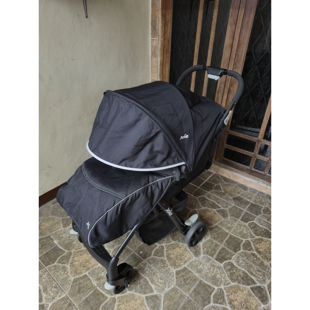 PRELOVED STROLLER JOIE MUZE LX