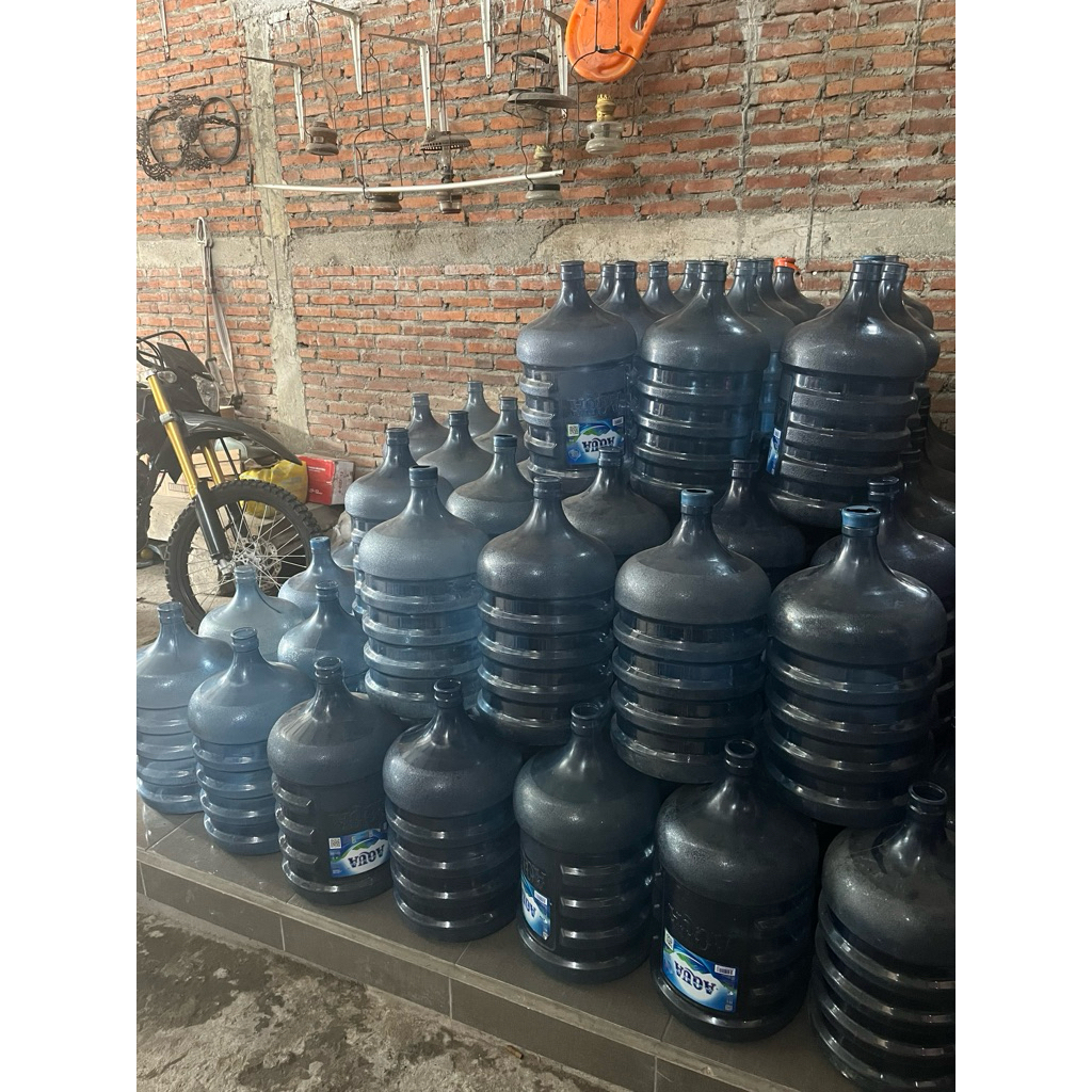 Galon AQUA Bekas 19 Liter Asli | Galon Kosong AQUA Bersih dan Siap Pakai | Cocok untuk Isi Ulang | F