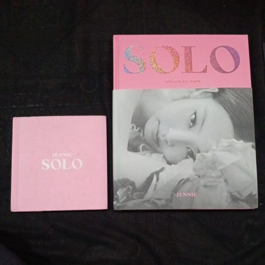 JENNIE SOLO PHOTOBOOK/ JENNIE PHOTOBOOK SPECIAL EDITION JENNIE BLACKPINK