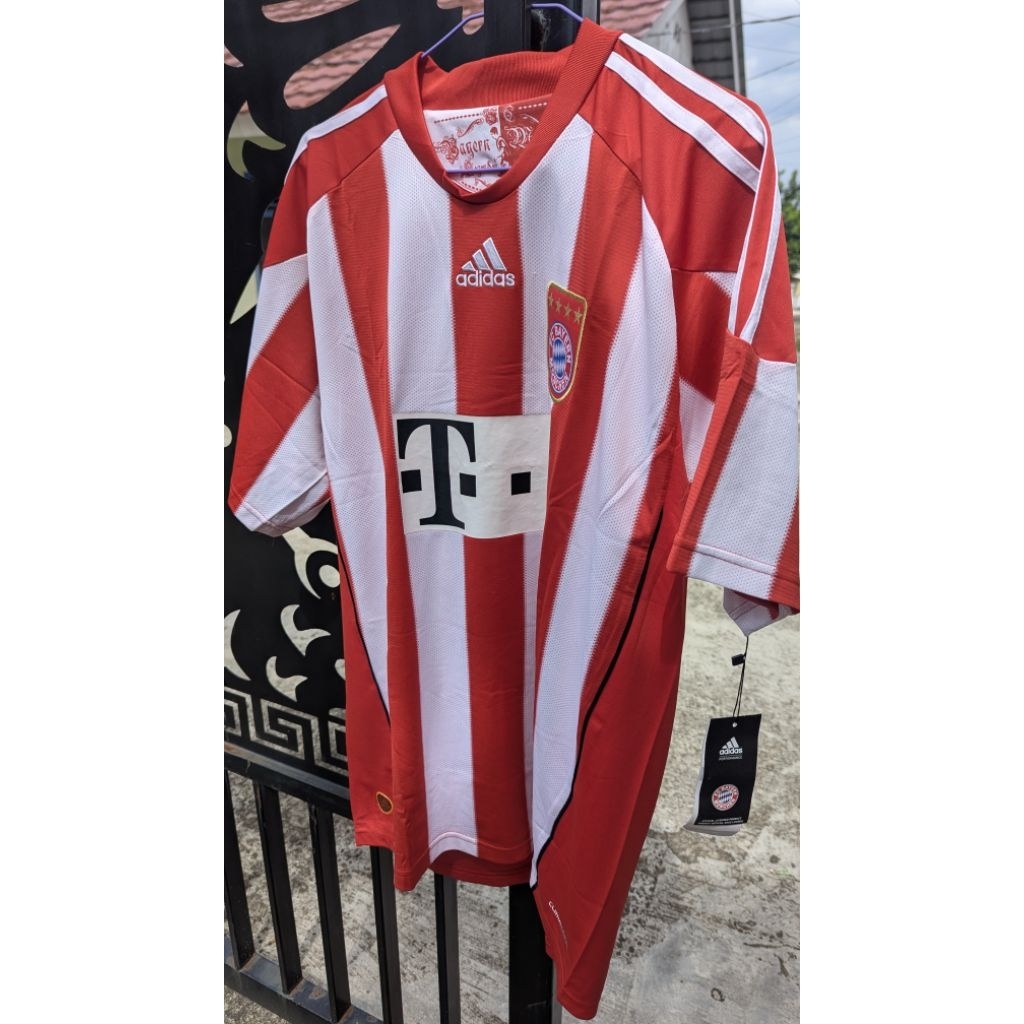 Bayern Munchen 2010-2011 TONI KROOS XL