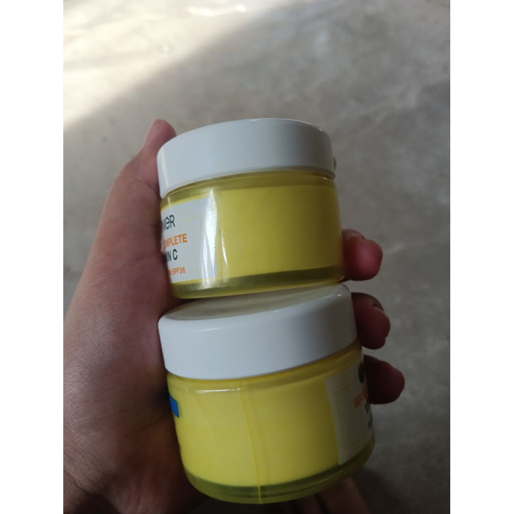 prelove cream siang malam garnier