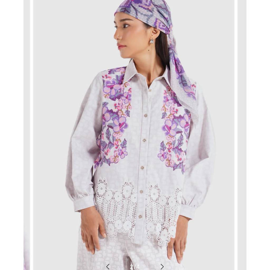 Benang Jarum Eclora Lace Shirt