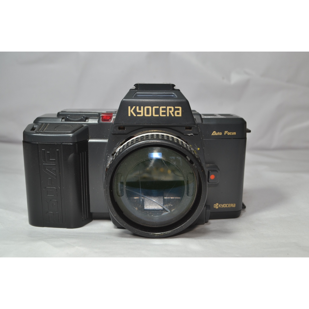 Kamera analog rusak Kyocera utk pajangan hiasan bukan kamera sehat