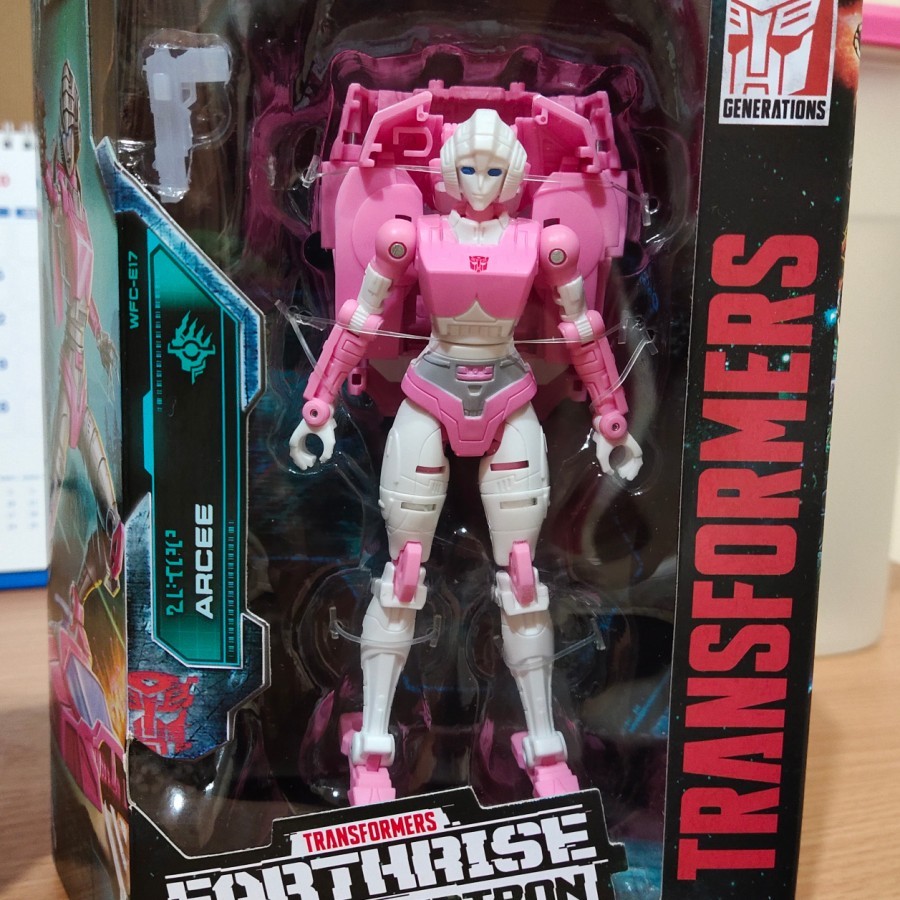 Transformers Earthrise - Arcee - Hasbro