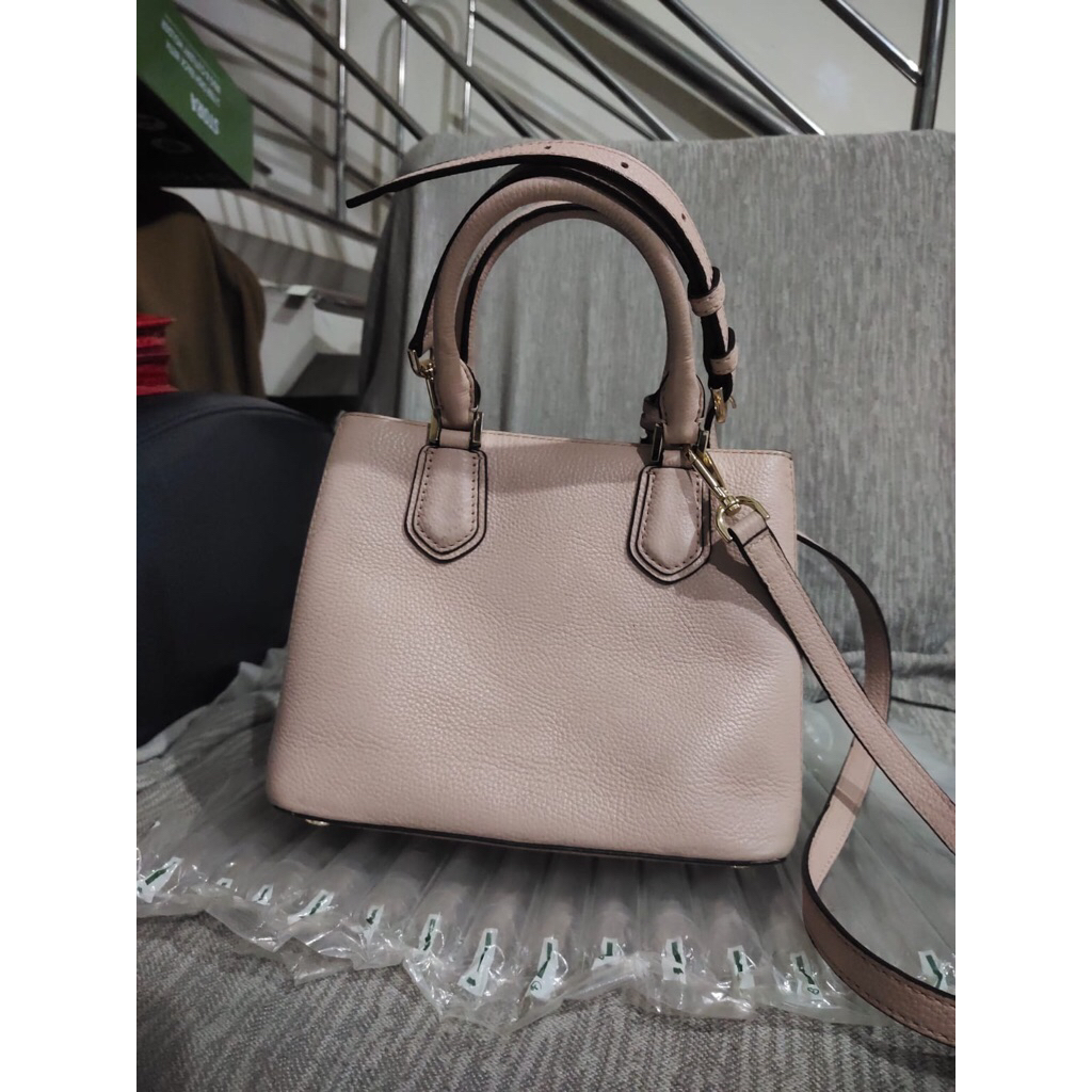 Tas baby pink MK cantik