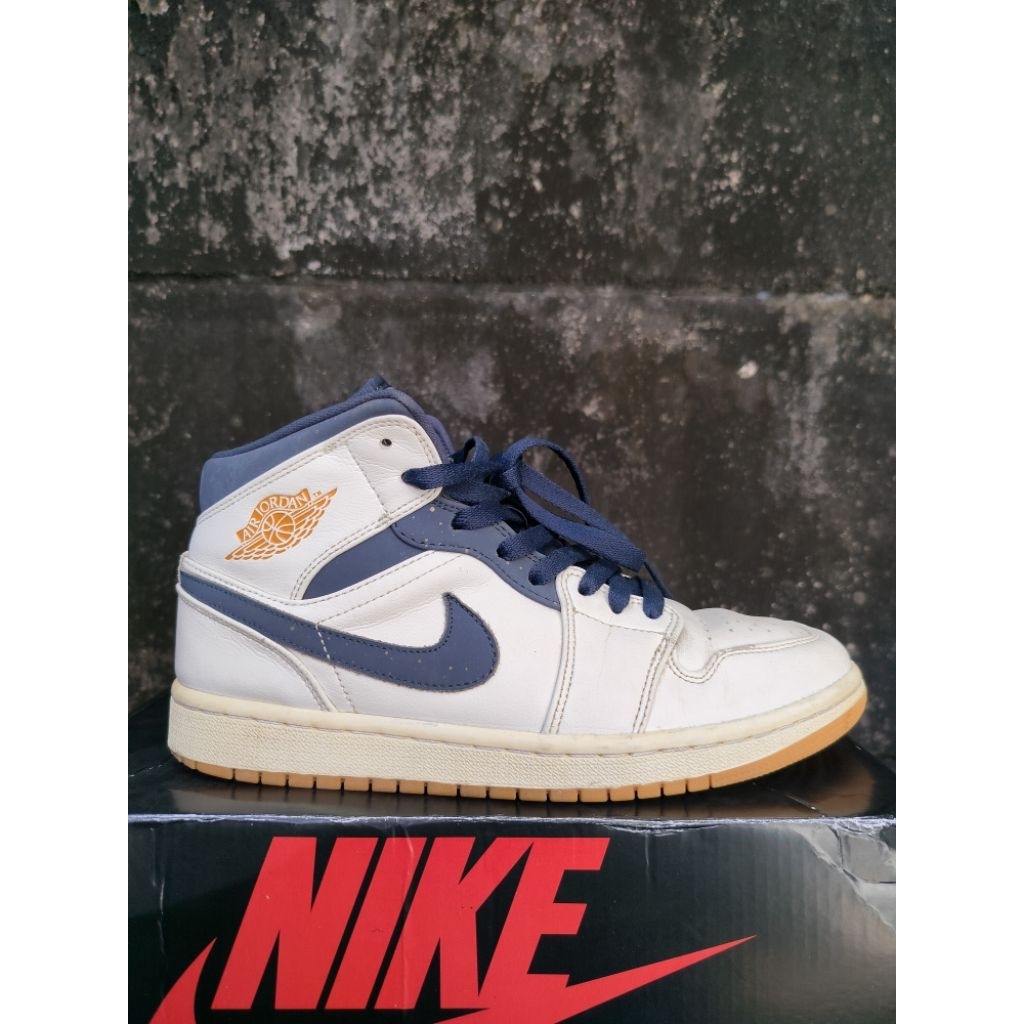 sepatu nike aj 1 mid jeter navy