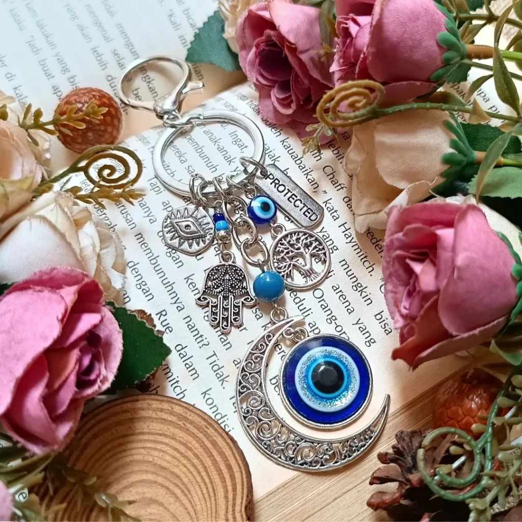 Gantungan Kunci Mata Biru Evil Eye Bagcharm Khas Turki Nazar Boncugu