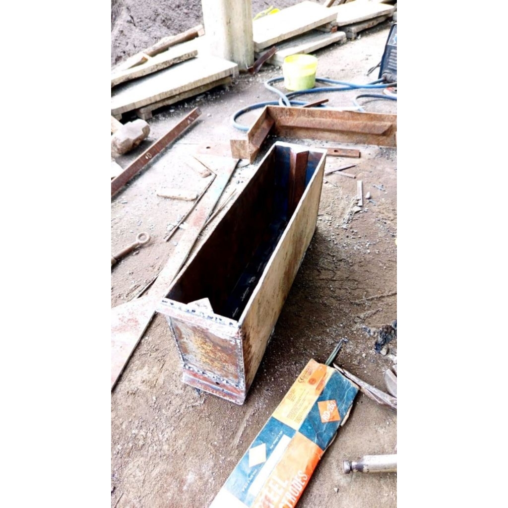 cetakan batako manual praktis