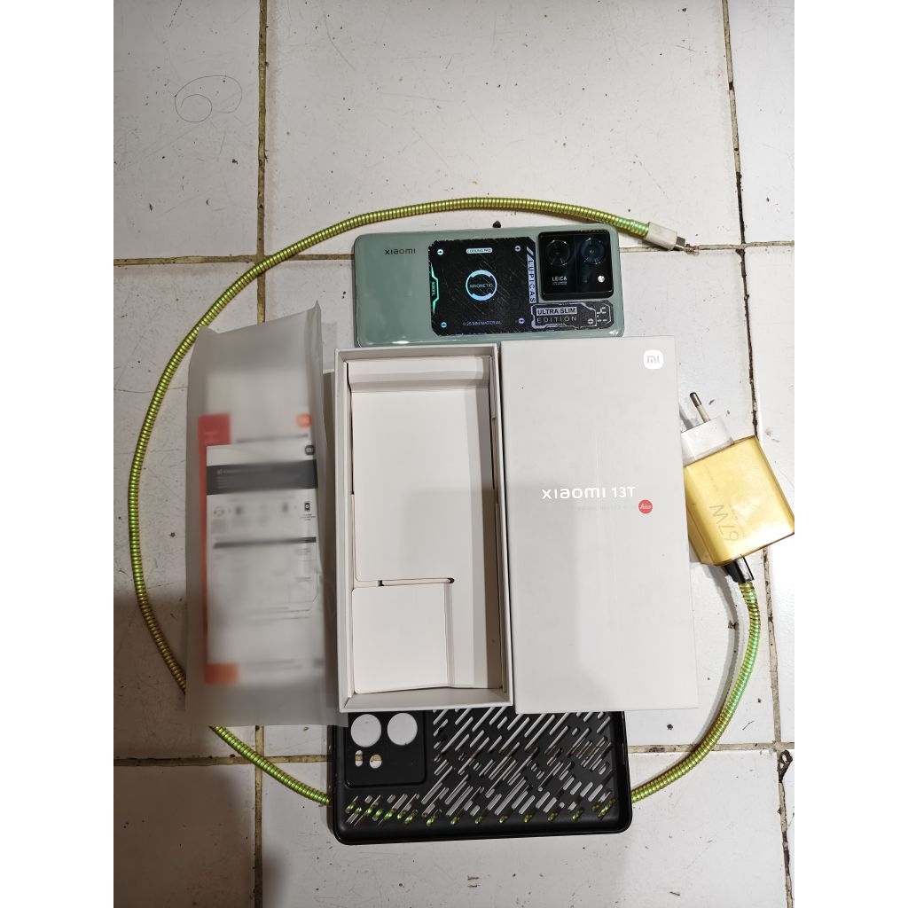 Xiaomi 13T 12/256 GB Original Indonesia Second Bekas Fullset