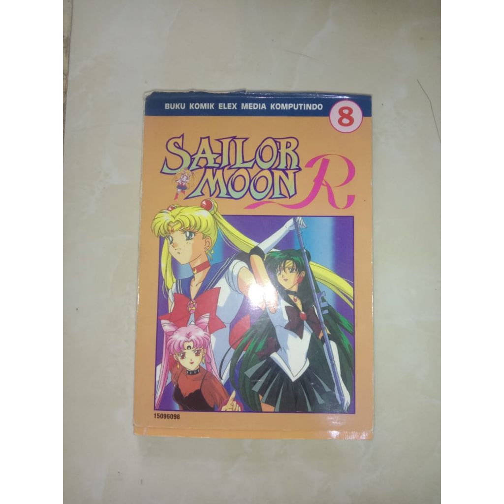 BUKU KOMIK 8 SAILOR MOON R
