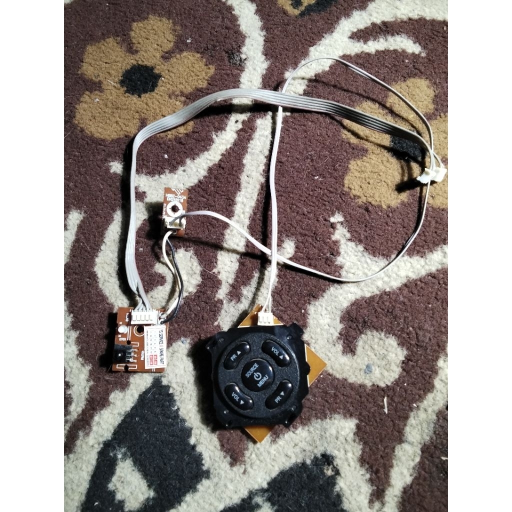 SENSOR TOMBOL LAMPU INDIKATOR TV POLYTRON PLD 32B1550 PLD32B1550