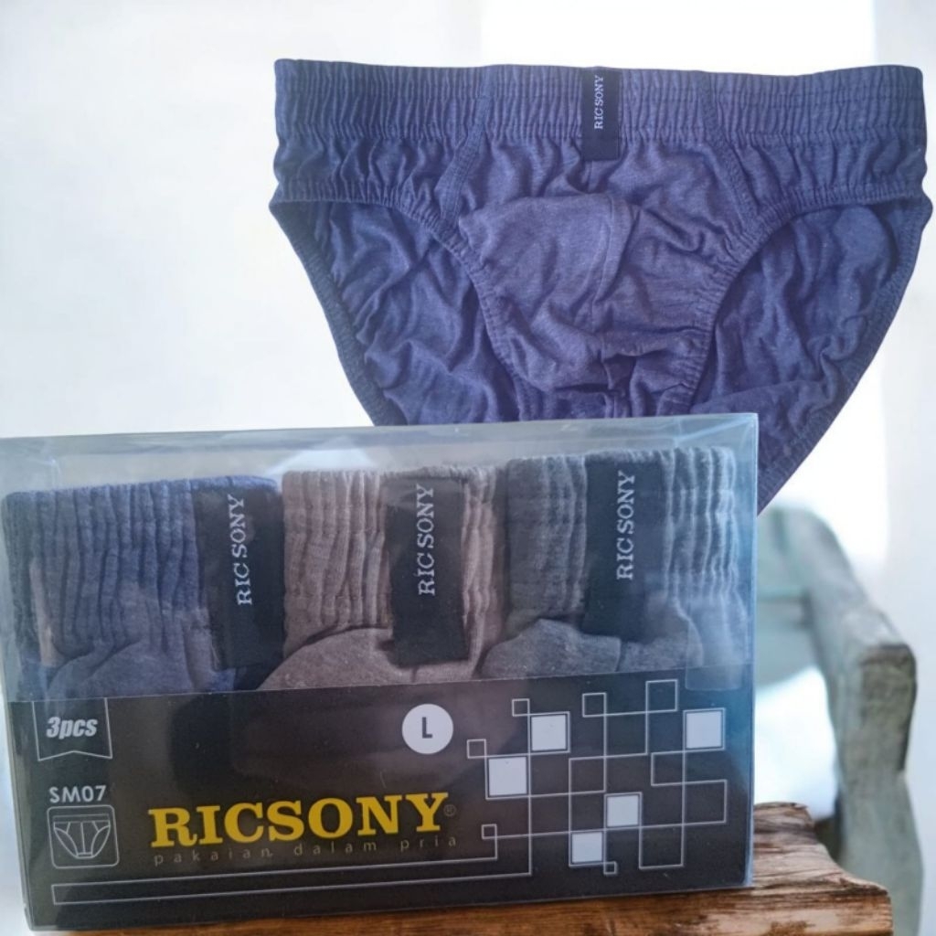 Celana dalam pria,Cd ricsony bahan katun size M,L,XL isi 3 pcs.