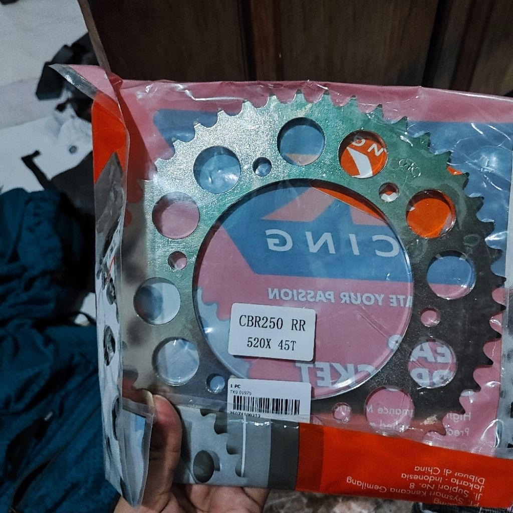 gear belakang CBR 250RR CBR250RR 520 44 45 original tk racing