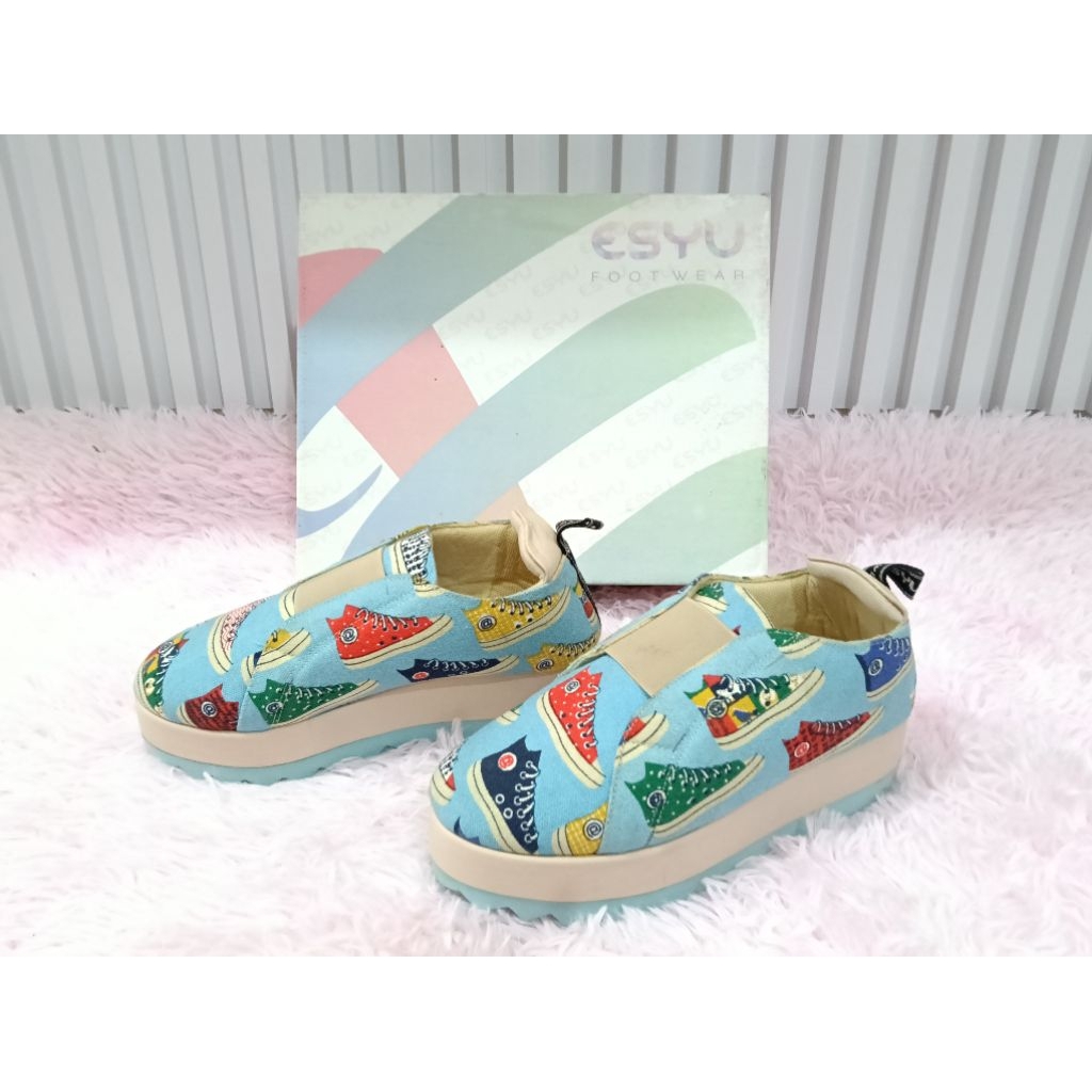 Sepatu Wanita - Esyu Kutsu Blue ORIGINAL