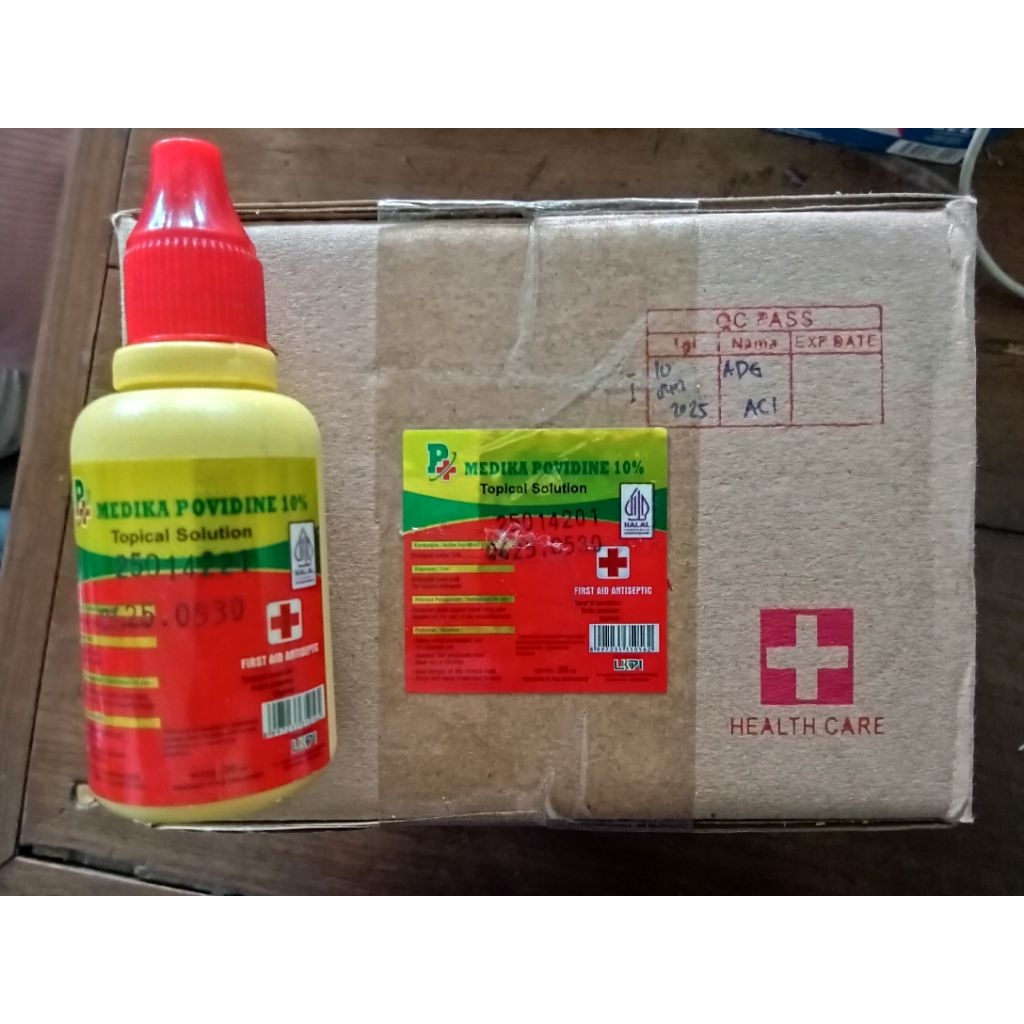 MEDIKA POVIDONE IODINE BETADINE OBAT MERAH OBAT RAWAT LUKA 30 ML PER BOX ISI 24 PCS