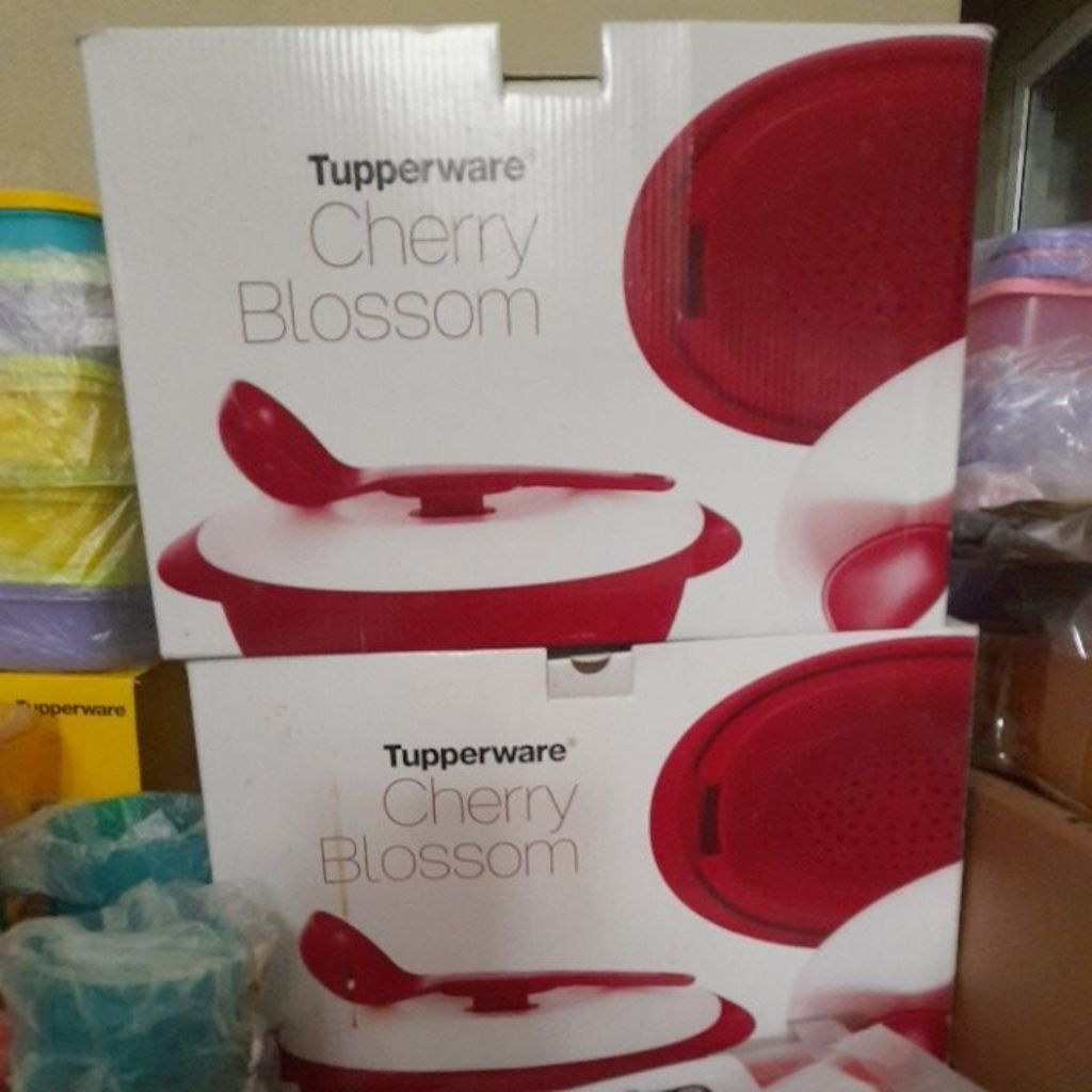 Tupperware cherry blossom 1set