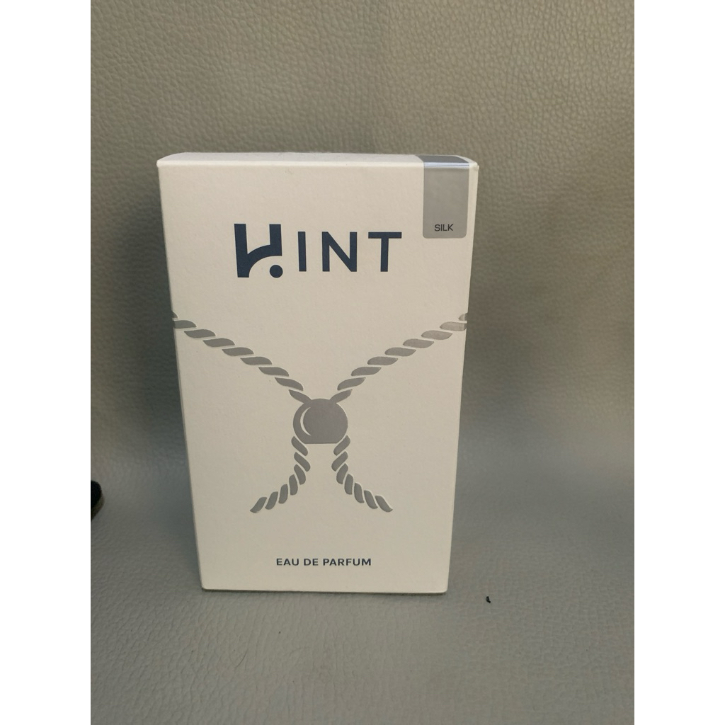 preloved parfume hint silk 98%