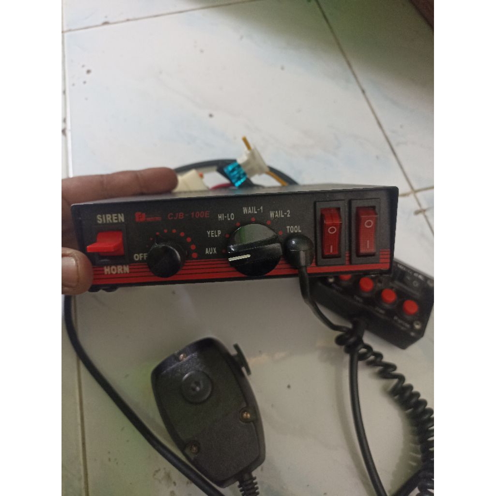 PAKET Sirine CJB100e Inject Hhs + Toa Yl6slim 100watt