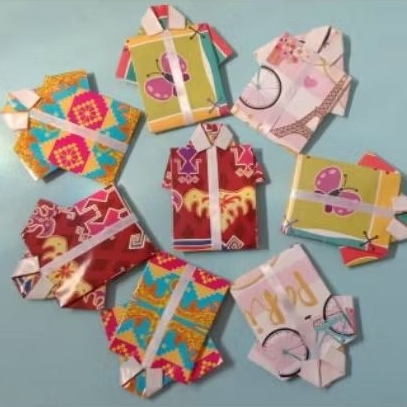 AMPLOP LEBARAN MOTIF LUCU DAN MOTIF BATIK 12 PCS