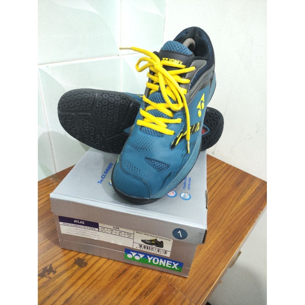 Sepatu Badminton Yonex Atlas Second