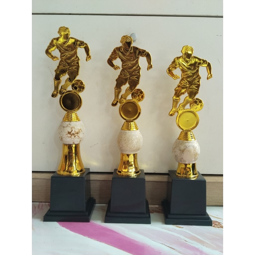 Luxiastore_ Piala Bola,Trophy Marmer Set, Piala Bergilir,Piala Pkastik Marmer Murah,Duplikat