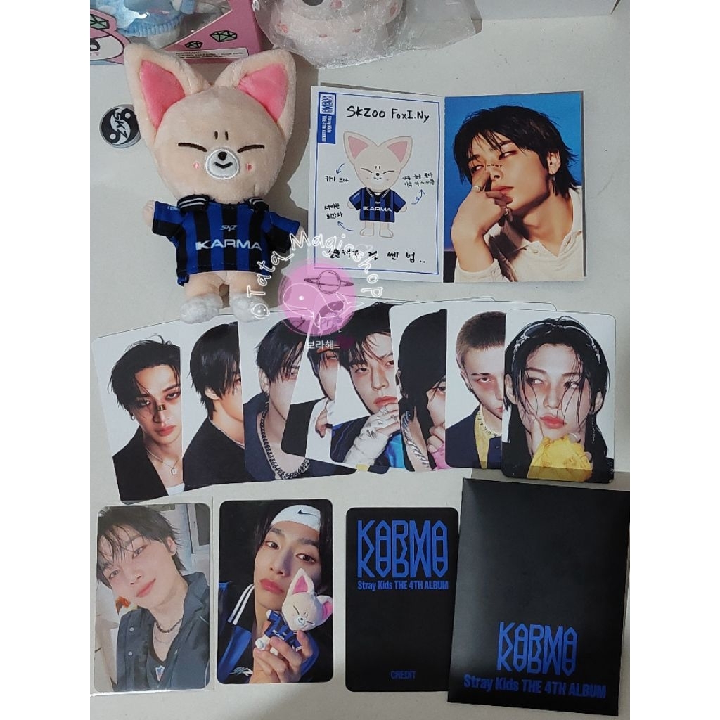 OFFICIAL SKZ STRAY KIDS SKZOO KARMA
