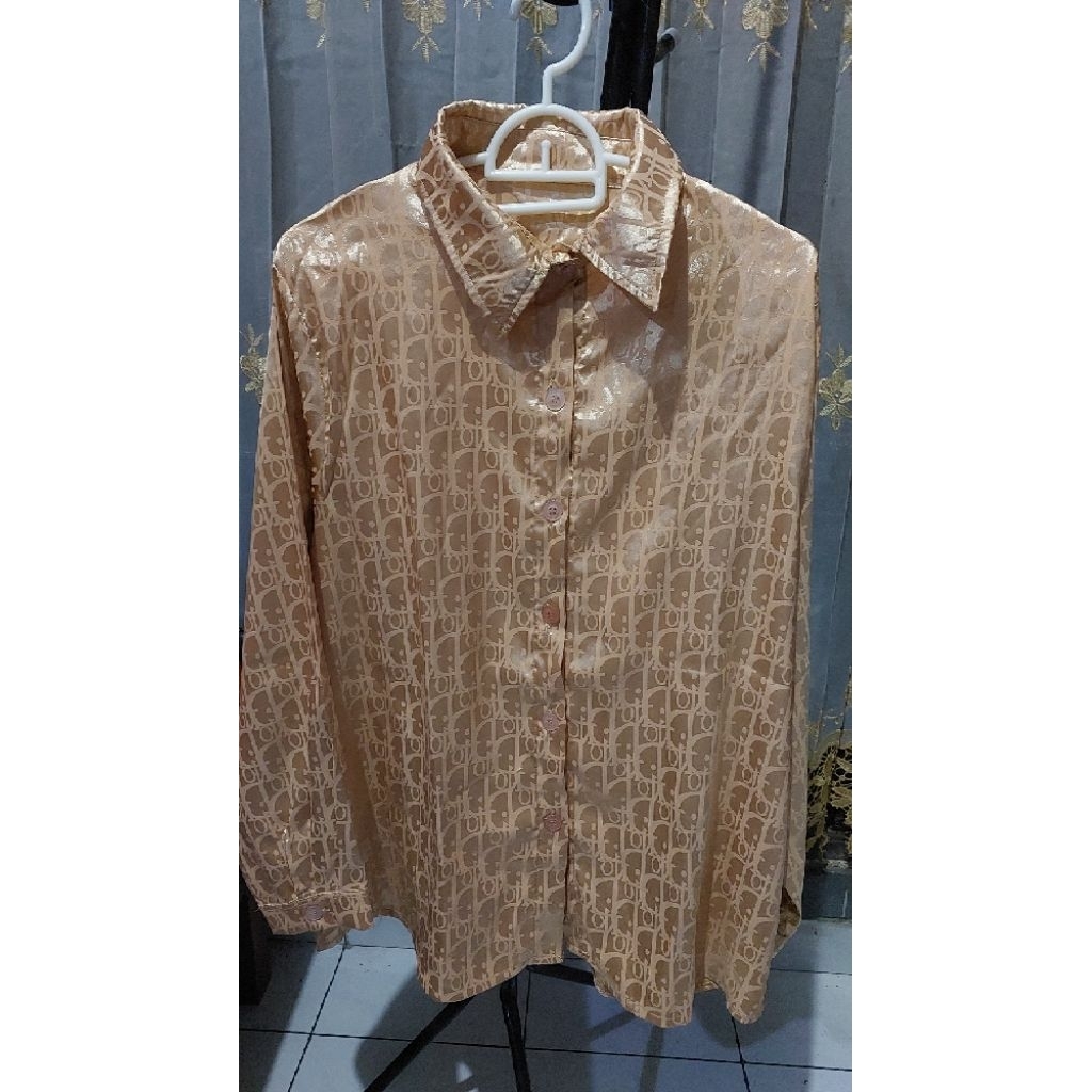 Preloved Kemeja Dior Silk