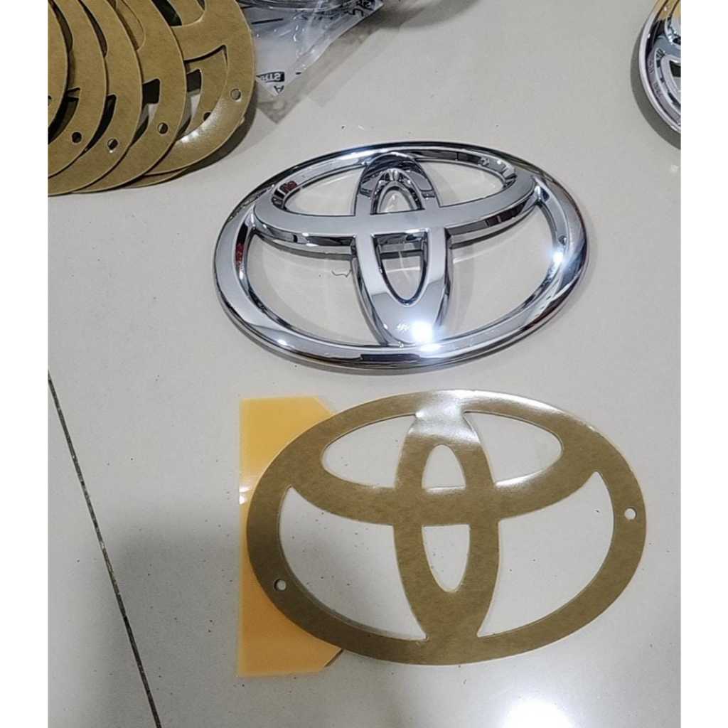 Toyota Emblem Logo Depan Original toyota mobil Rush chrome
