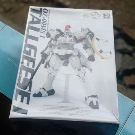 MG TALLGEESE 1 DRAGON MOMOKO BOOTLEG MODEL KIT
