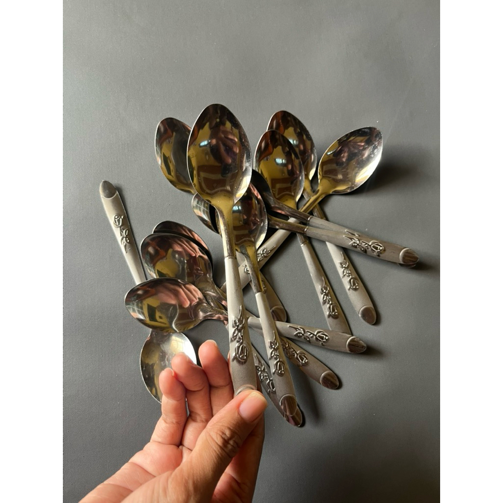 Sendok Makan Stainless Motif Bunga Tebal
