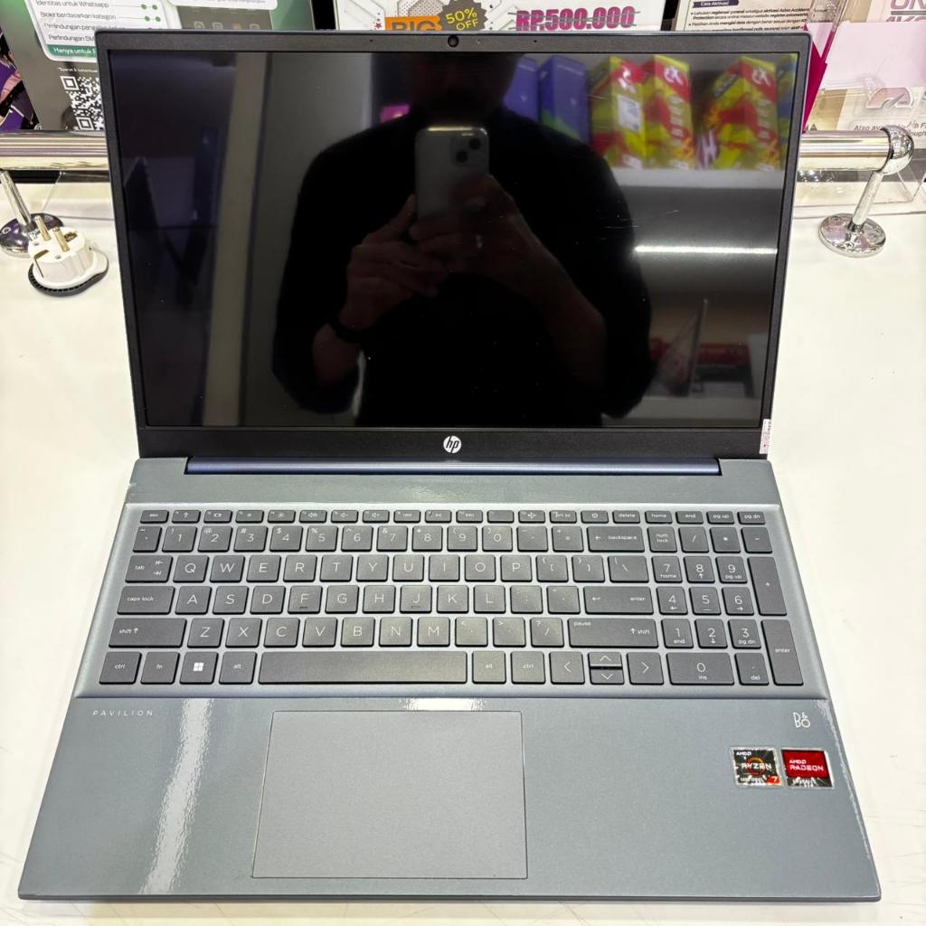 HP PAVILION 15 Ryzen 7 5700U Ram 16GB 1TB SSD 15 inch FHD IPS Radeon 8 Windows 11 Home