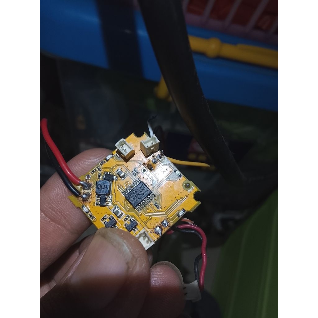 FC rajawali whoop minus