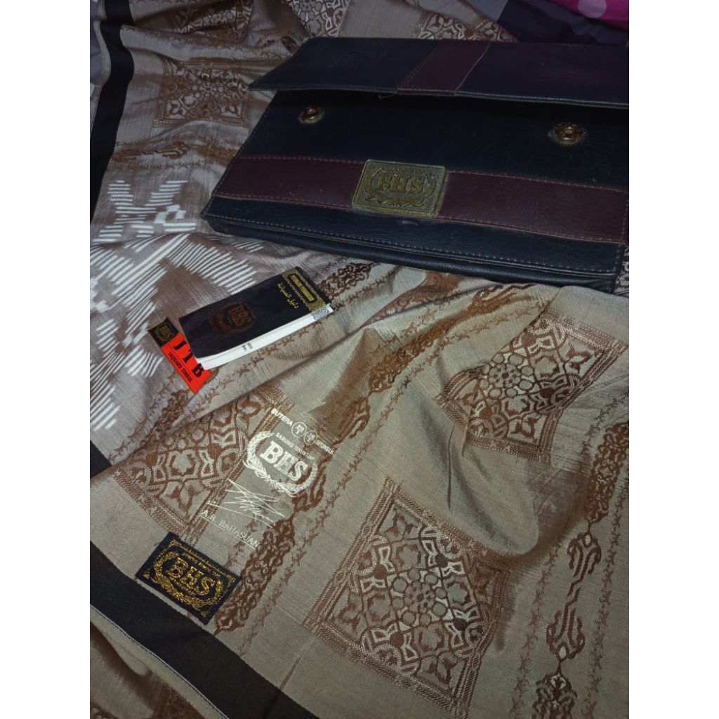 sarung bhs jtb full sutra lungka unik