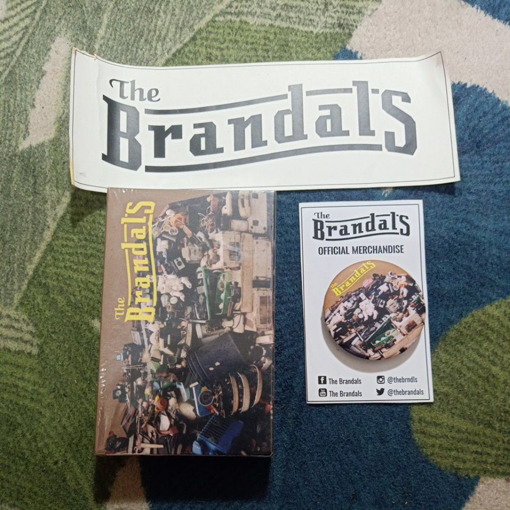 KASET PITA SEGEL THE BRANDALS SELF TITLED