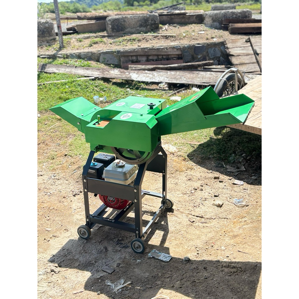 Mesin Pencacah Rumput (Chopper Rumput Multifungsi)
