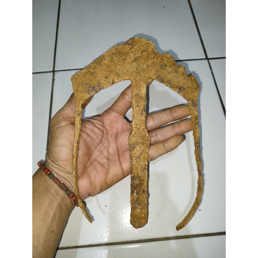 Pusaka Sepuh Patakakbudhan Temuan Darat Unik Murah K90