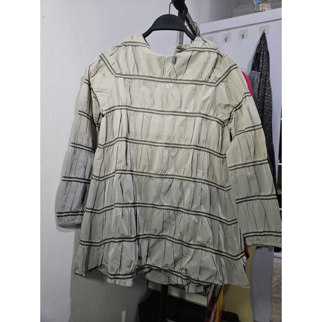 Benang jarum nana blouse