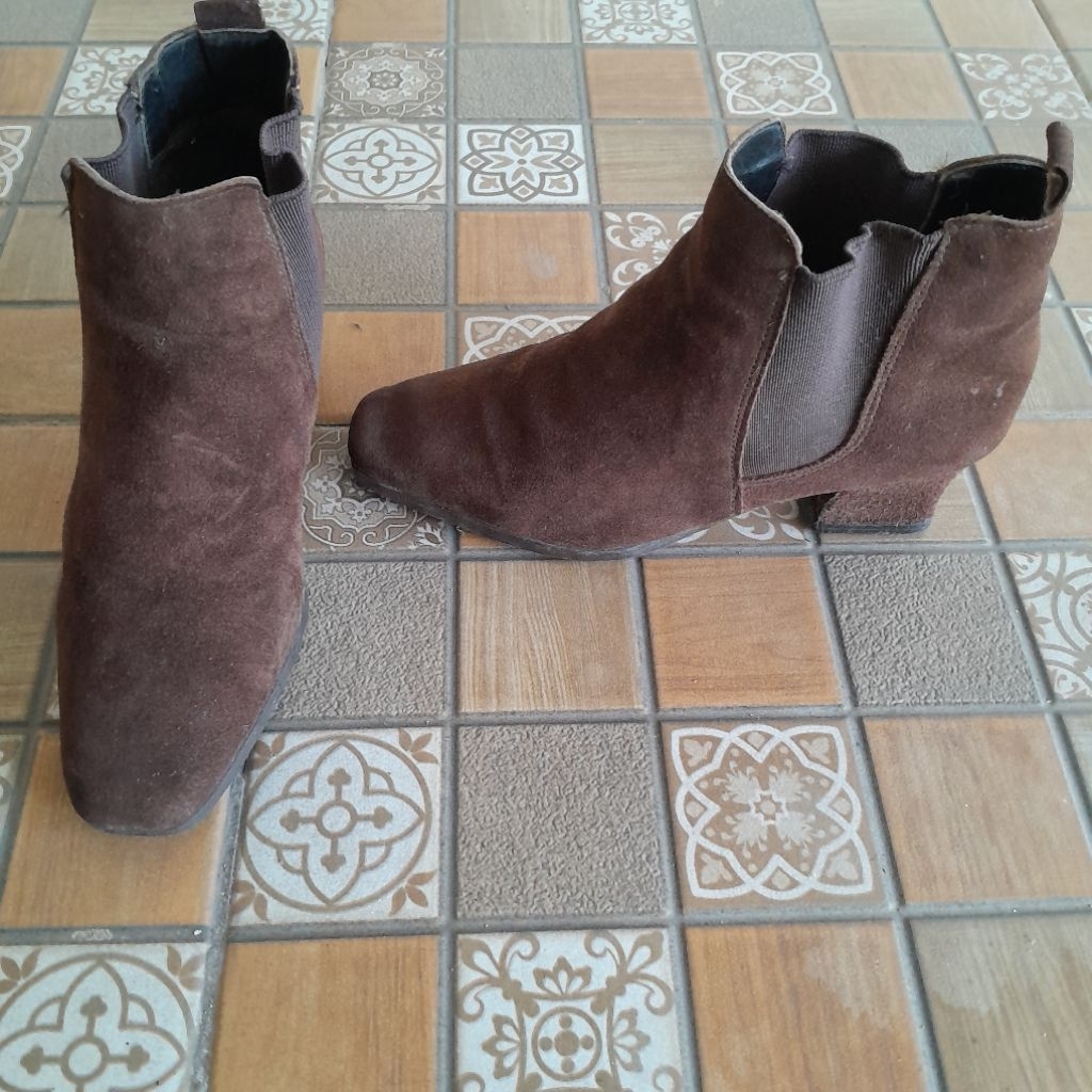 sepatu boots branded/boots preloved/boots M&S original/boots second