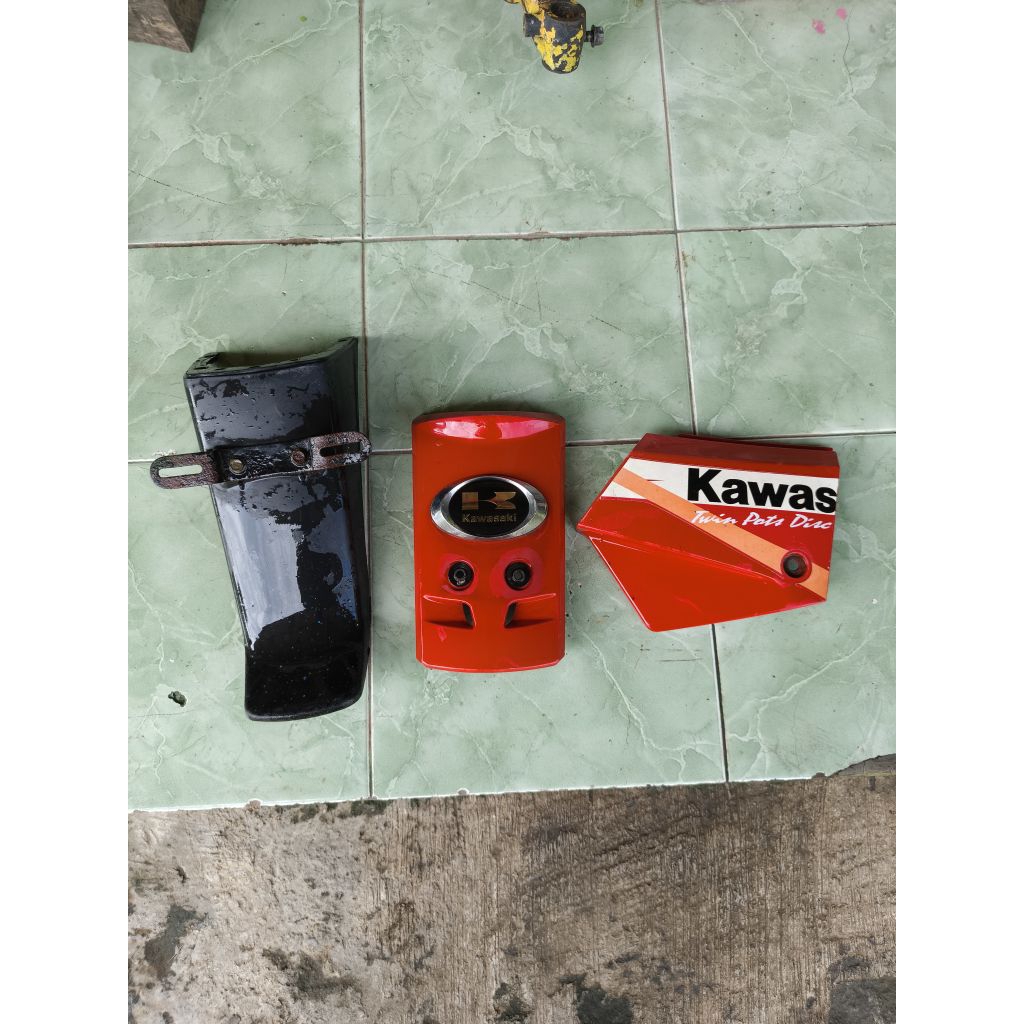 Panel, tutup aki, spakbor belakang Kaze R original th 2000