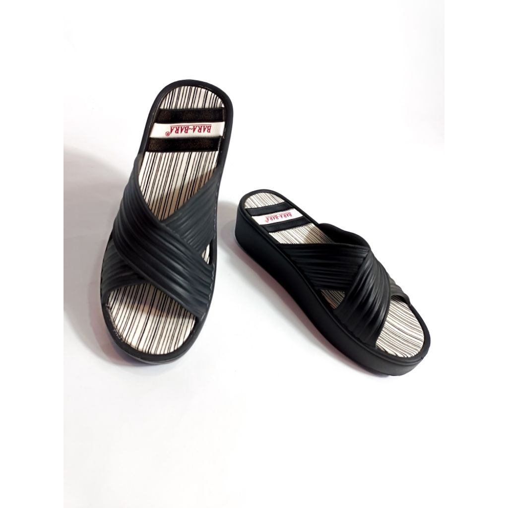 Sandal Selop Bara-Bara Hitam Dengan Tali Silang.