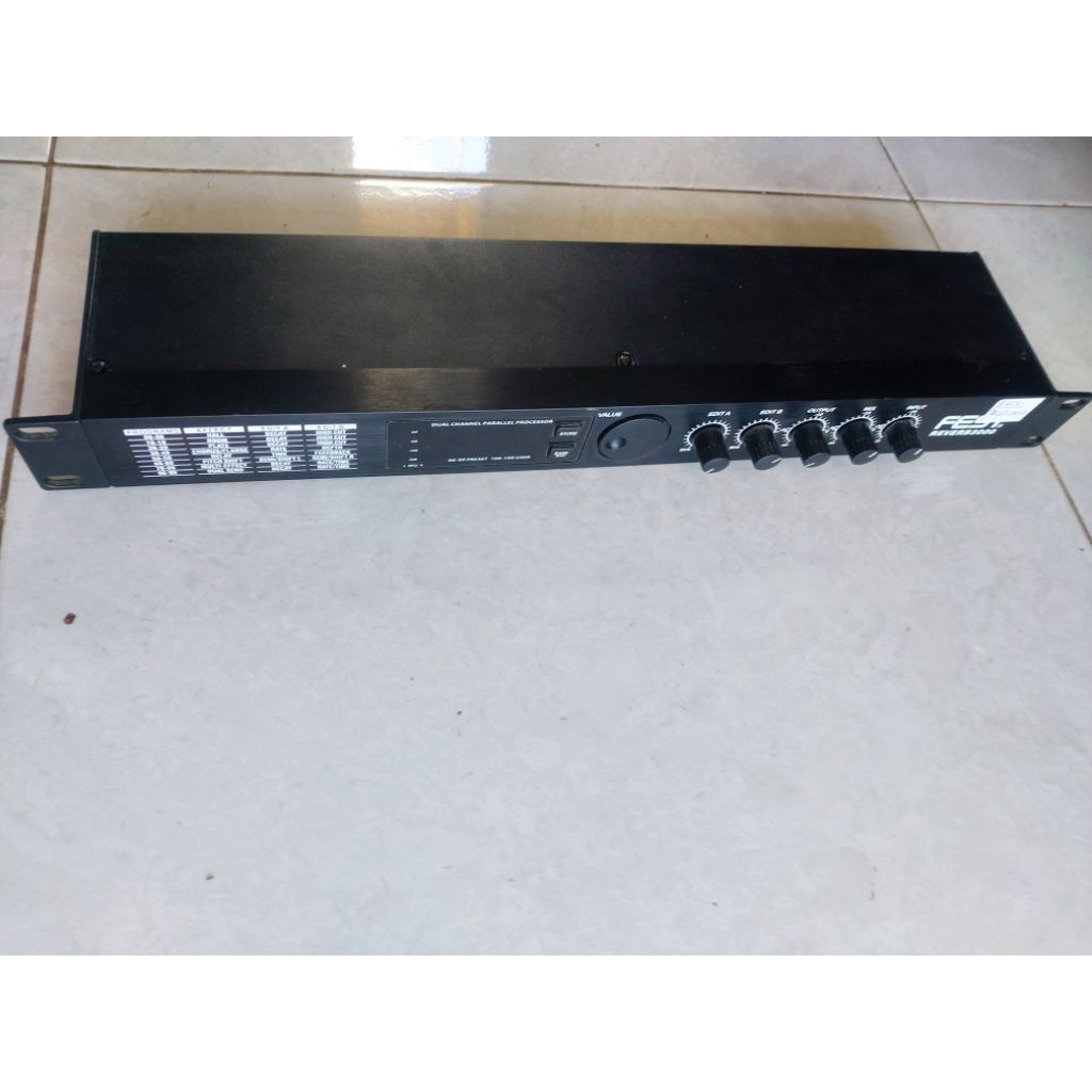 efek vokal   fest reverb3000  bekas masih normal