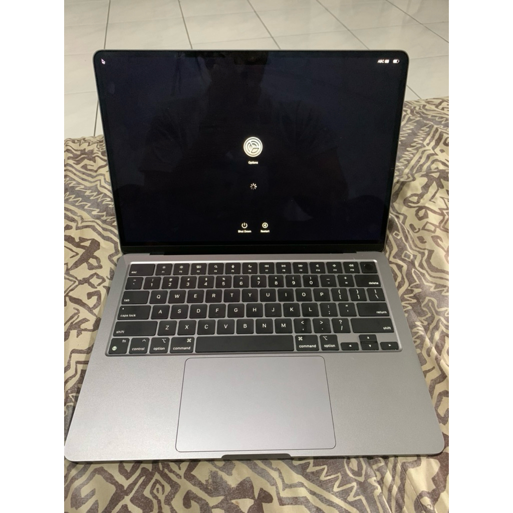 Macbook Air M2 2022 8/256gb Lock iCloud murah