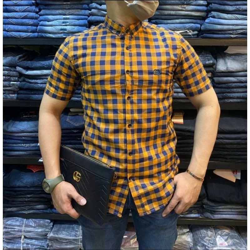 kemeja kotak kotak lengan pendek / kemeja lengan pendek kotak kotak / kemeja termurah / kemeja premi