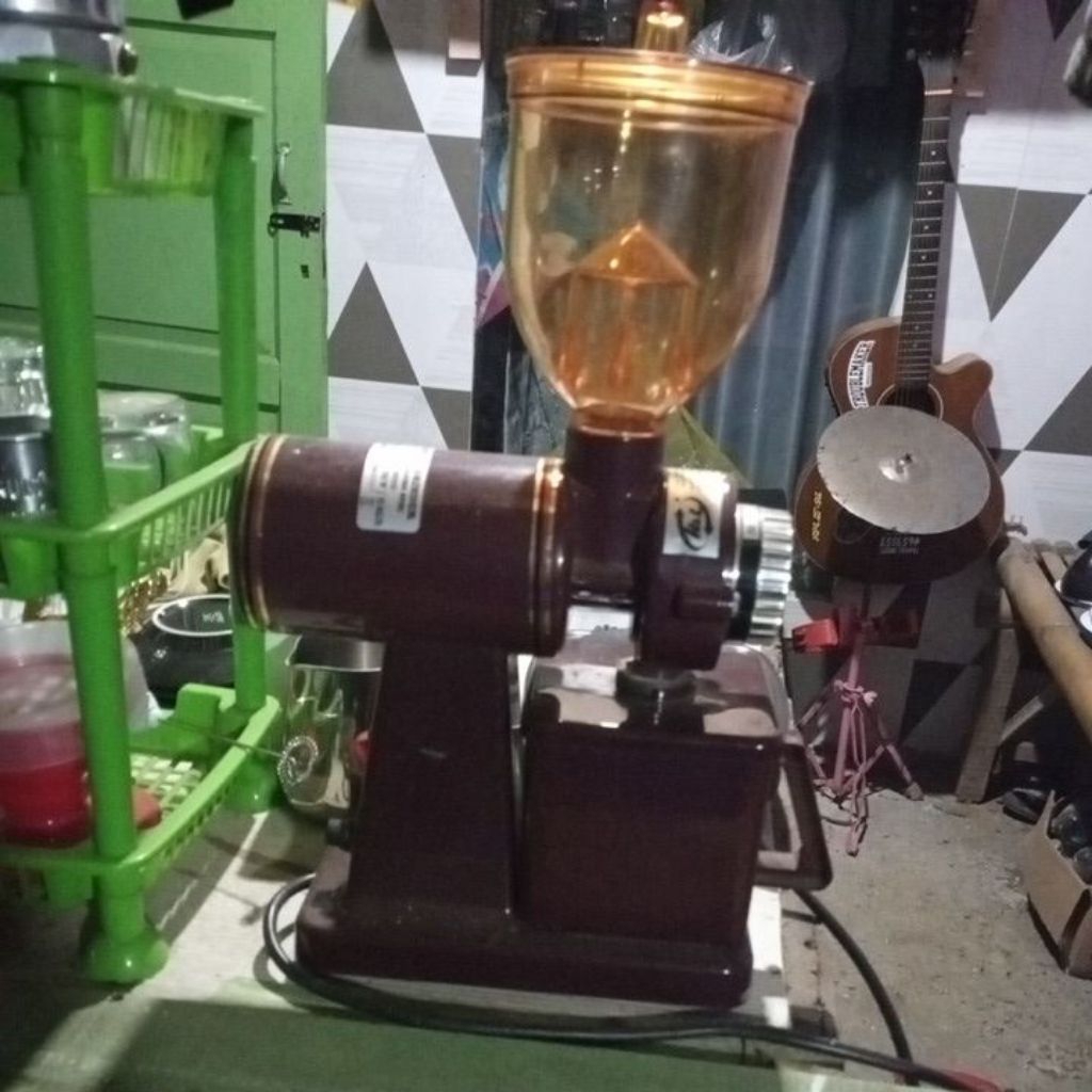 grinder kopi / mesin penggiling kopi