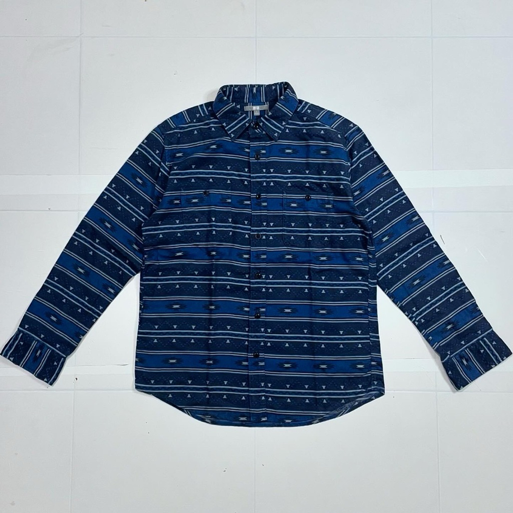 KEMEJA NAVAJO UNIQLO