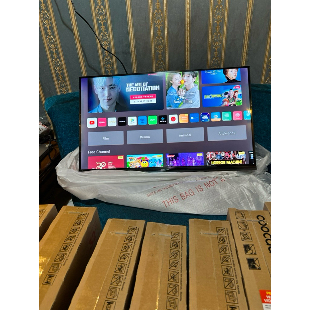 Led TV 32 inch Coocaa Smart TV