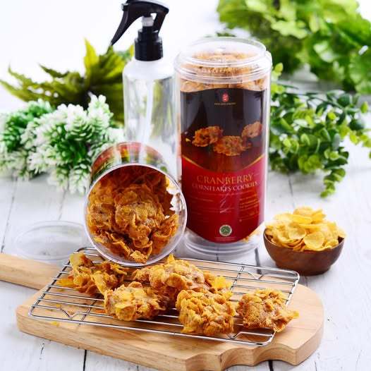 Holland Bakery Cranberry Cornflakes Cookies