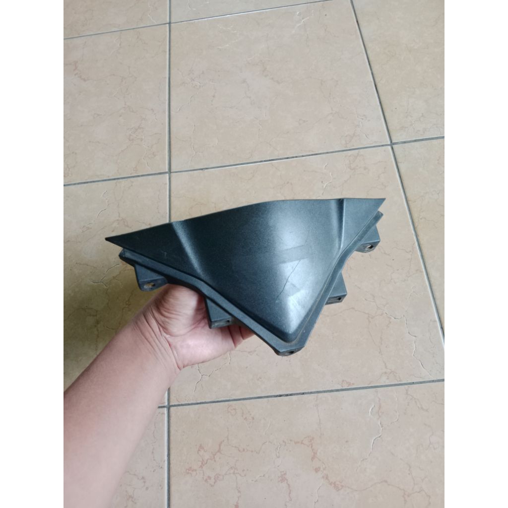 visor batok depan Vario 110 fi bekas original
