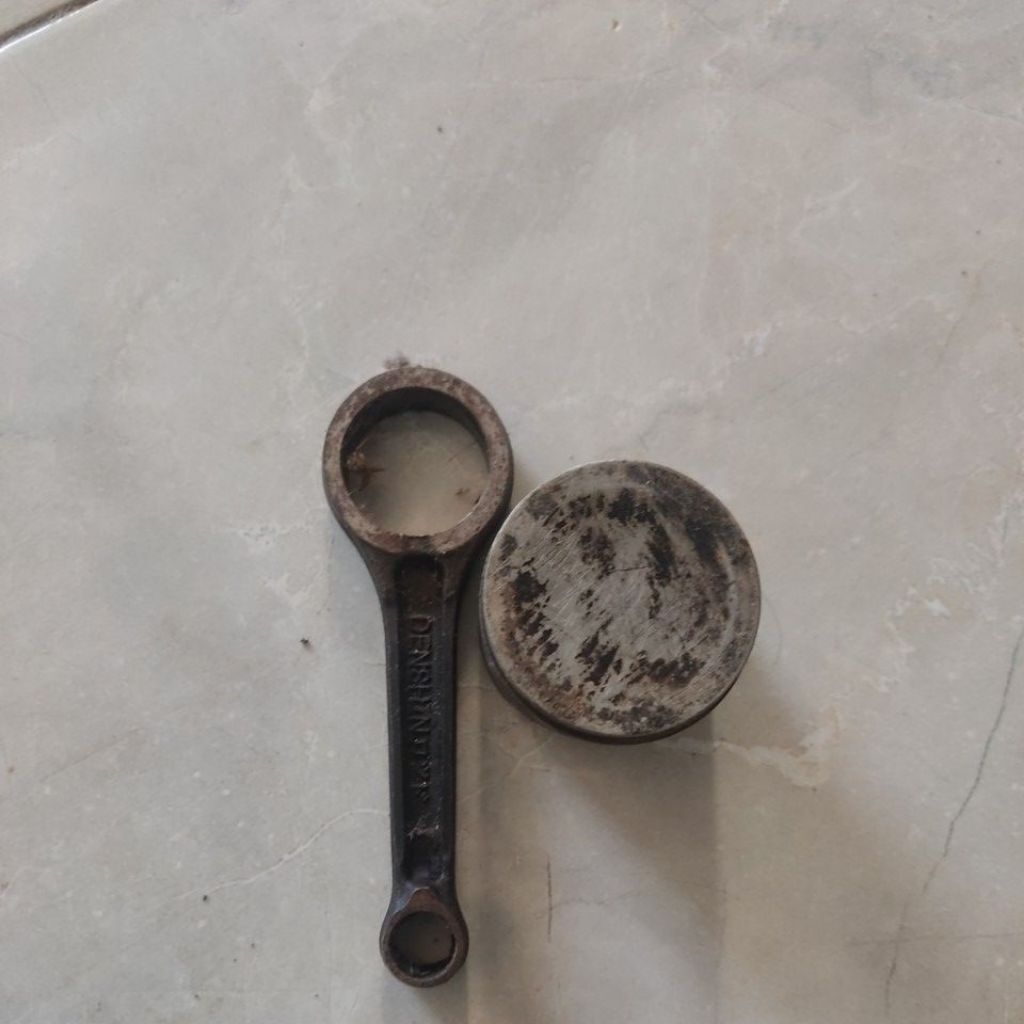 Piston Supra Fit Bekas