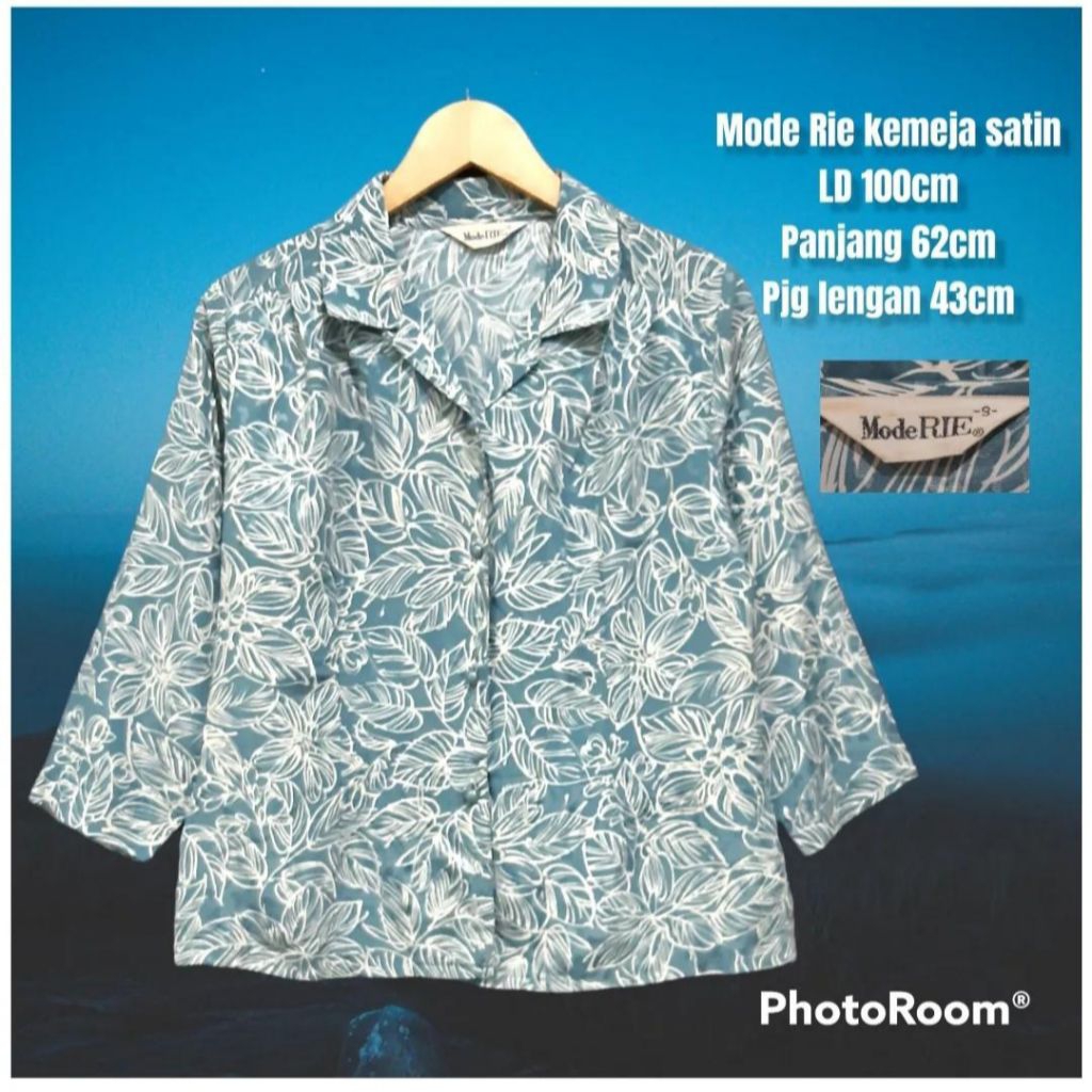 Mode Rie kemeja satin wanita motif